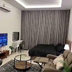 شقة مريحة بدخول ذاتي ومدخل خاص